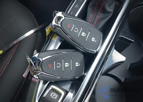 2024 Chevrolet Trax Fwd 2Rs из США, поврежденный, VIN KL77LJE29RC159050